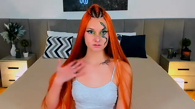 NightOpal online show from September 26, 2025, 4:14 pm