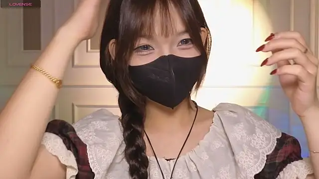      Panda      online show from February 9, 2026, 1:53 pm