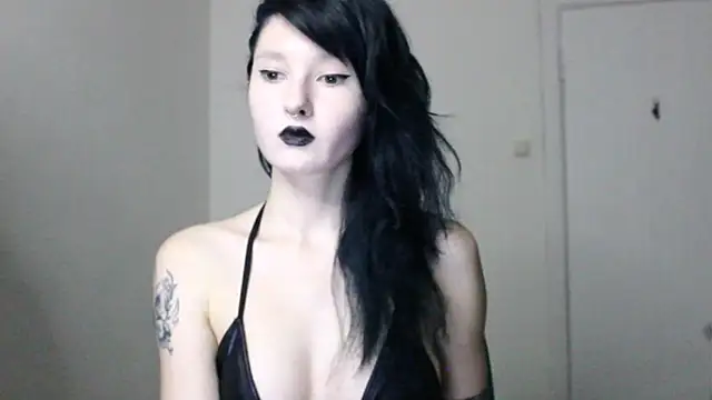 Snapshot of midnightsiren777 chatting on November 14, 2025, 9:29 pm midnightsiren777 online show from November 14, 2025, 9:29 pm