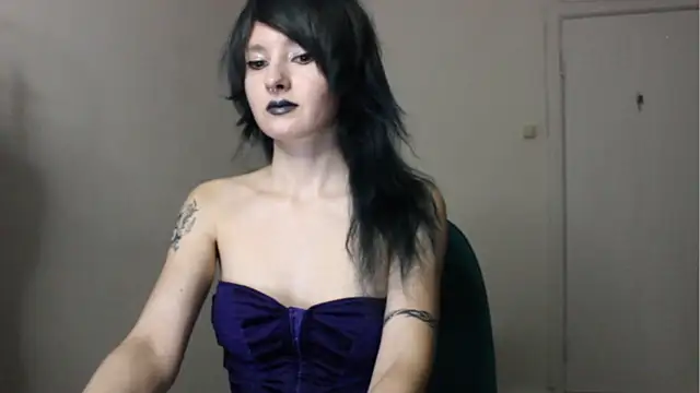 Snapshot of midnightsiren777 chatting on November 7, 2025, 9:52 pm midnightsiren777 online show from November 7, 2025, 9:52 pm