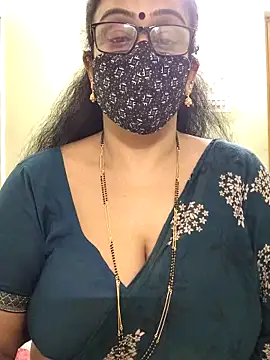 sweet-lotus online show from December 5, 2025, 5:17 am