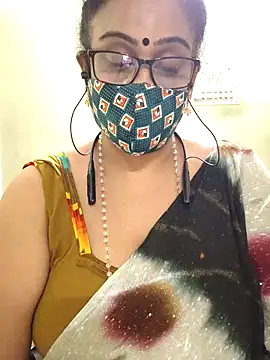 sweet-lotus online show from November 27, 2025, 4:24 am