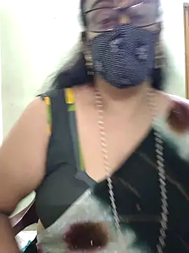 sweet-lotus online show from December 15, 2025, 4:07 am