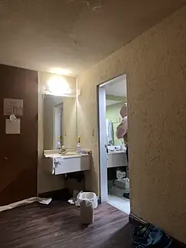 jrnice8tsix online show from March 10, 2026, 3:16 pm