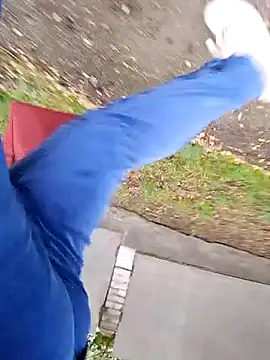 Miss tits2025 online show from October 5, 2025, 6:37 am