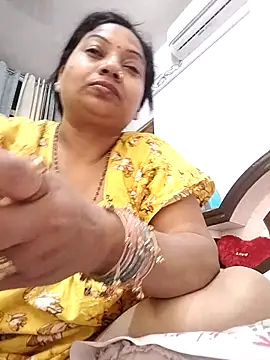 Cute-Janvi20 online show from April 23, 2026, 12:29 pm