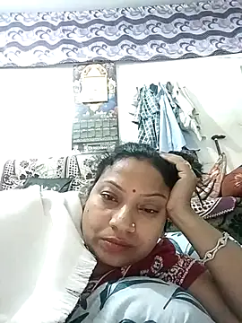 Cute-Janvi20 online show from August 4, 2026, 6:34 pm
