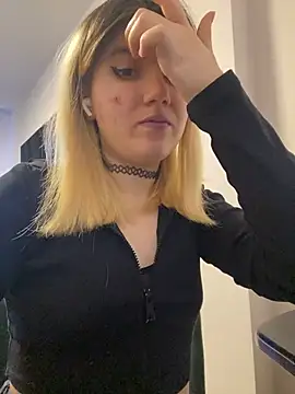 Snapshot of Cherry___Blossom chatting on March 12, 2026, 11:36 am Cherry Blossom online show from March 12, 2026, 11:36 am