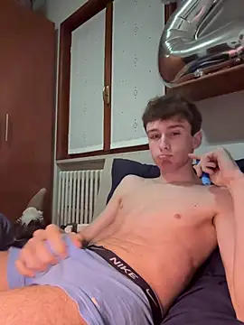 twinkethan07 online show from February 8, 2026, 1:47 am