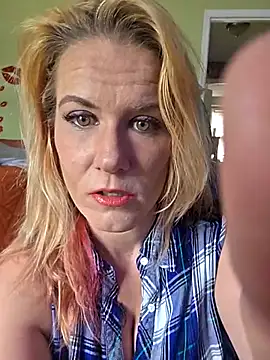 RhondaRump online show from June 9, 2026, 3:24 pm