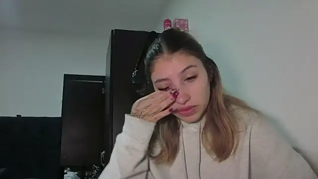 AriaBliss- online show from February 12, 2026, 12:49 pm