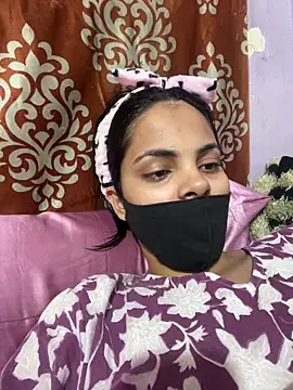 Snapshot of Sandhya_77 chatting on March 4, 2026, 6:32 am Sandhya 77 online show from March 4, 2026, 6:32 am