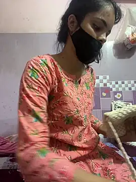 Snapshot of Sandhya_77 chatting on June 3, 2026, 6:14 am Sandhya 77 online show from June 3, 2026, 6:14 am