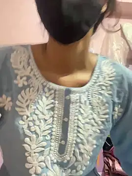 Snapshot of Sandhya_77 chatting on June 10, 2026, 5:52 am Sandhya 77 online show from June 10, 2026, 5:52 am