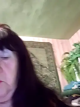 CrystalLime6411 online show from January 6, 2026, 5:50 pm