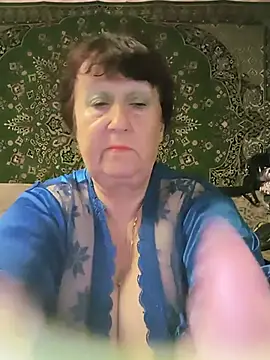 CrystalLime6411 online show from June 29, 2026, 4:28 pm