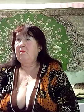 CrystalLime6411 online show from February 3, 2026, 6:02 pm