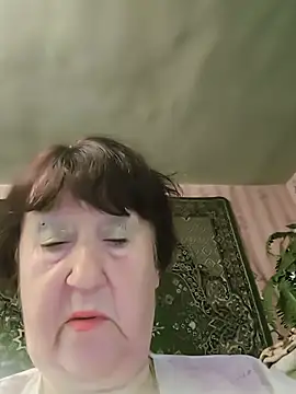 CrystalLime6411 online show from July 14, 2026, 7:02 am