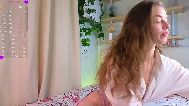 CarolSutton online show from September 9, 2025, 1:05 am