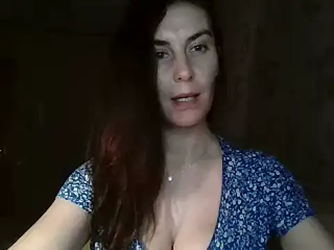 KatalinaQE online show from November 17, 2025, 5:39 pm