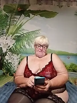 VioletSweet5566 online show from July 13, 2026, 6:18 pm