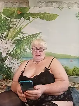 VioletSweet5566 online show from July 10, 2026, 6:35 am