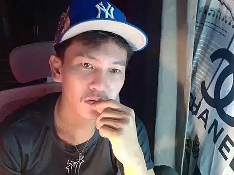RalfAsian25 online show from July 9, 2026, 10:59 am