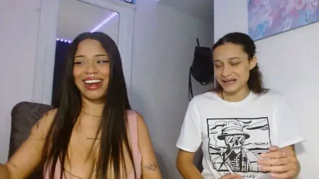 reina reina online show from April 25, 2026, 5:21 am