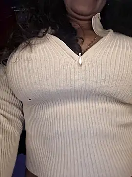 floresblancas online show from October 14, 2025, 11:11 am