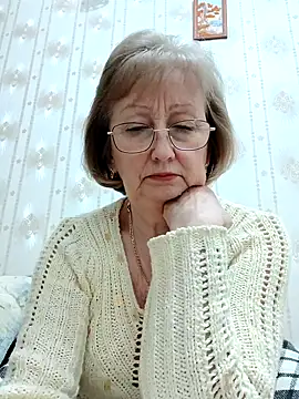 AlikaSwan5821 online show from March 21, 2026, 10:02 pm