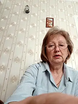 AlikaSwan5821 online show from March 20, 2026, 12:50 pm