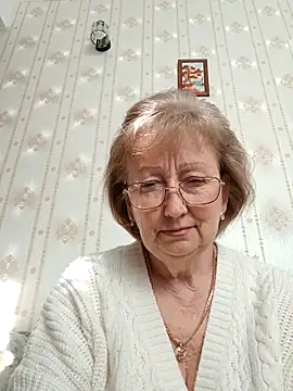 AlikaSwan5821 online show from March 23, 2026, 2:17 pm