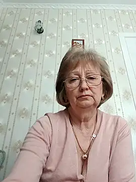 AlikaSwan5821 online show from March 21, 2026, 9:47 am