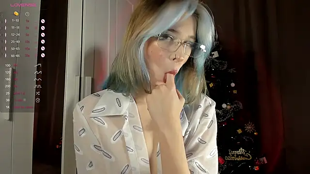 MiSeki online show from December 22, 2025, 3:50 am