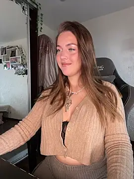 MikssMolly online show from October 3, 2025, 3:41 am