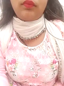 Babe Doll04 online show from May 4, 2026, 8:06 am