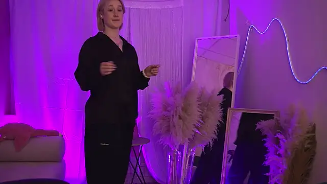 CinBellamy online show from April 2, 2026, 10:44 am