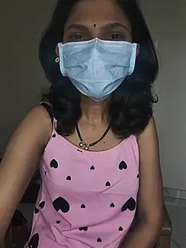 Shivani2002 online show from July 19, 2026, 4:10 am