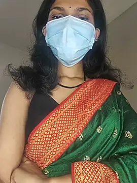 Shivani2002 online show from June 8, 2026, 2:56 am
