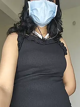 Shivani2002 online show from July 27, 2026, 10:00 am