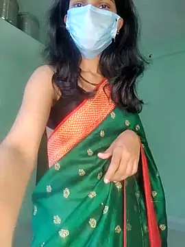 Shivani2002 online show from February 13, 2026, 3:06 am