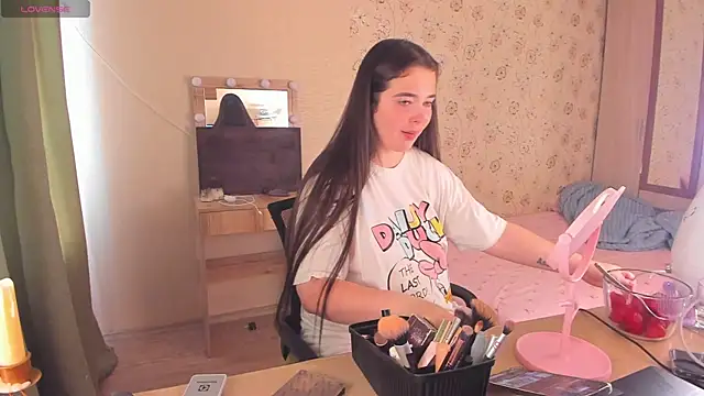 Alice next door online show from June 12, 2026, 10:13 am