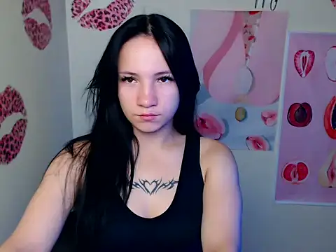 Em7MaA online show from September 12, 2025, 6:29 pm