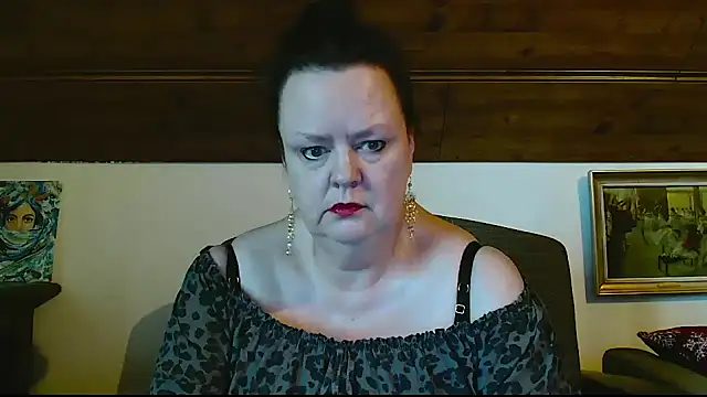 TiffanyMature online show from February 6, 2026, 8:54 am