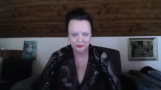 TiffanyMature online show from June 25, 2026, 2:11 pm