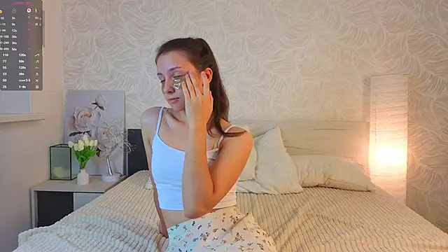 GiseleLamos online show from September 13, 2025, 3:06 am