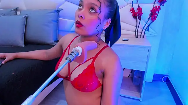 ValeriaJulio  online show from February 25, 2026, 12:11 am