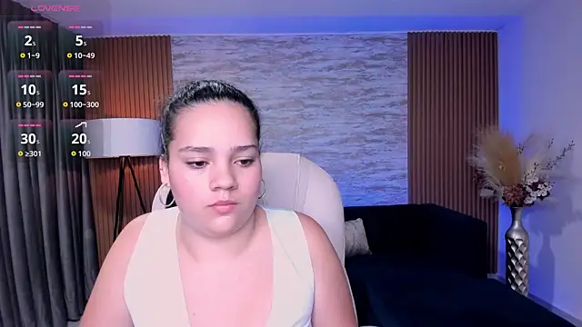 karlie small online show from July 29, 2026, 3:17 am
