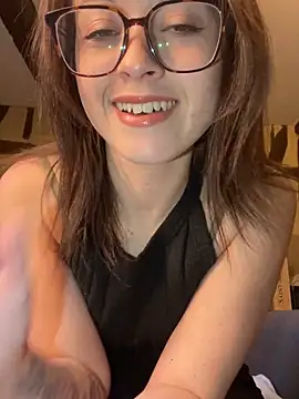 Snapshot of Toto-pika chatting on March 6, 2026, 7:58 am Toto-pika online show from March 6, 2026, 7:58 am