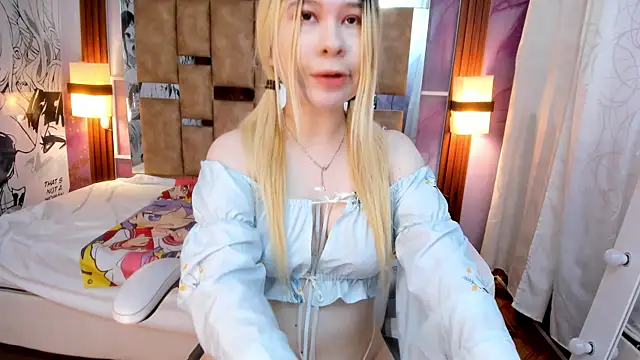 Melody Lolii online show from September 29, 2025, 6:02 pm